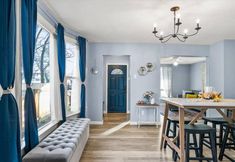 Khác 6 Backyard BBQ and Cozy Vibes Near Arena - Stylish Escape