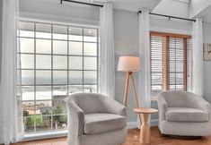 Lainnya 7 Elegant Space with Grilling Deck and Arcade Fun - Spectacular Ocean View