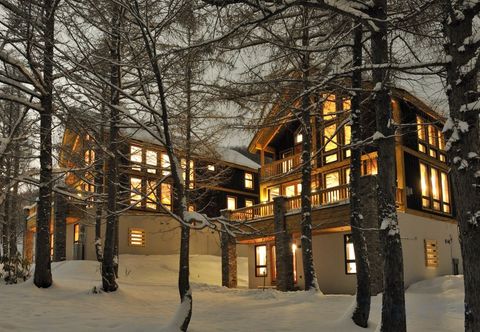 อื่นๆ Mangestu Mangestu