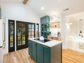 Others 4 Stunning Dual Living Rooms and Chef's Kitchen - Cozy Elegant Escape