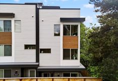 Others 5 Rooftop Oasis with Stunning Views - Stylish Modern Retreat