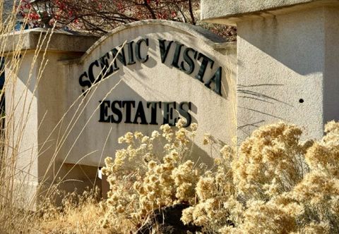 Others Scenic Views and Inviting Firepit - Charming Cozy Retreat