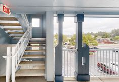 Lain-lain 5 Historic Taft District condo with dazzling bay views, fireplace & washer/dryer