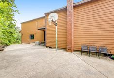 其他 2 Mountain & Valley View Home with Private Hot Tub, Large Deck, 2 Gas Fireplaces