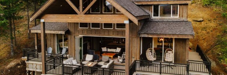 Others Stunning Mountain Views and Game Room - Luxurious Retreat