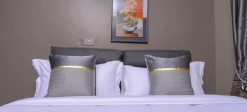 Others 5 3 Bedroom Malaikanzi Apartment