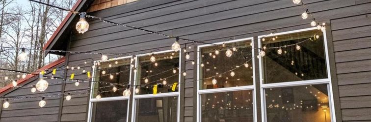 Lain-lain Soothing Hot Tub and Spacious Loft - Serene Rustic Retreat