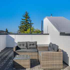 Hotel Interior/Public Areas 1 ดาดฟ้าพร้อมวิวอันน่าทึ่ง - ทาวน์โฮมทันสมัยที่สวยงาม, โรงแรม & ที่พัก ห้องสมุดประชาชนซีแอตเทิล