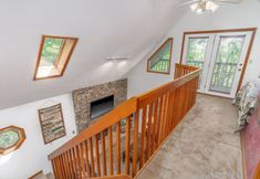 Khác 4 Free Admissions to Top Attractions Daily - Cozy Charming Cabin