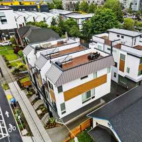 Hotel Exterior 1 Rooftop Oasis with Stunning Views - Stylish Modern Retreat, 华盛顿州 酒店