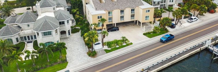 其他 Gulf Front Views and Community Sun Deck - Spacious Beachside Retreat