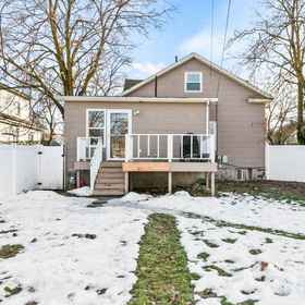 Logo 1 Backyard BBQ and Cozy Vibes Near Arena - Stylish Escape, Hotel Washington