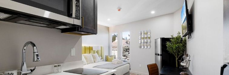 อื่นๆ Cozy Ambiance with Free Parking and Modern Amenities - Charming Oasis