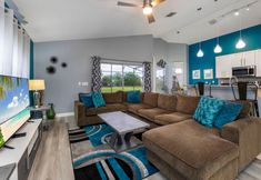 Others 6 Sparkling Pool and Open Concept Living - Inviting Family Escape