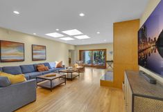 Others 7 Rooftop Deck with Panoramic Ocean Views - Stunning Coastal Haven