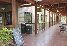 Others 4 Ski Access and Resort Amenities - Stunning Mountain Retreat