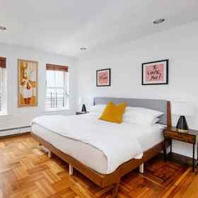 Logo1Prime Midtown Manhattan | 4BR W/ Private Patio,82nd Street–Jackson Heights飯店