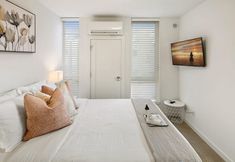 Lain-lain 4 Rooftop Patio, Dedicated Parking, AC, Wi-Fi - Charming Urban Retreat