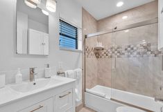 Others 2 Heated Pool and Dock Access Near Courtyard Garden - Stunning Getaway