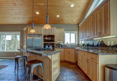 อื่นๆ 6 Majestic Views and Cozy Fireplace - Captivating Retreat