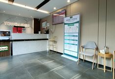 기타 4 Wanye Hotel (Shenzhen Dongmen Pedestrian Street Sunbu Subway Station)