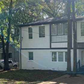 Hotel Exterior 1 Convenient Access to Airport and Downtown - Modern Retreat, Five Points Hotels