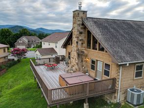 Others 4 Theater Room and Game Area for Fun Gatherings - Charming Mountain Haven