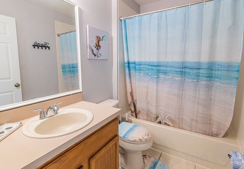 其他 Enchanting Home with Private Pool and Game Room - Spacious Retreat