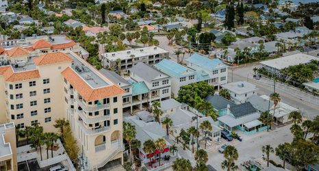 Others 2 Stunning Beach House - Private Pool, Tennis, Fitness Center