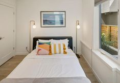 Others 7 Rooftop Patio and Vibrant Neighborhood Access - Stylish Urban Oasis