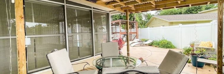 Others Heated Pool and Spacious Outdoor Area - Inviting Florida Retreat