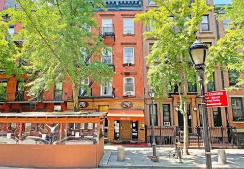 其他 Prime Location with Modern Amenities - Charming Contemporary Escape