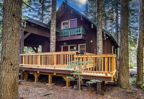 其他 Warm and Inviting Cabin with Hot Tub and Firepit - Delightful Mountain Getaway