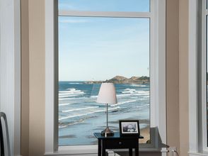 Lainnya 4 Stunning Views and Elegant Interiors - Luxurious Oceanfront Haven