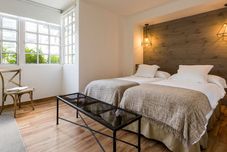 Others Modern and Spacious Loft in a Tranquil Location. San Leandro