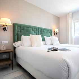 Logo 1 Exceptional 2 bd apartment facing the Cathedral. Constitución I, 乌特雷拉 酒店