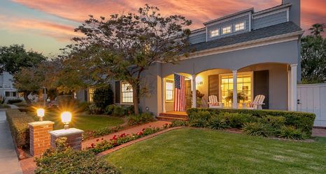 Others 2 Luxurious Outdoor Space and Gourmet Kitchen - Stunning Crown Point Haven