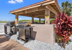 Others 2 Scenic Bay and Beach Views with Balcony - Spacious Coastal Retreat