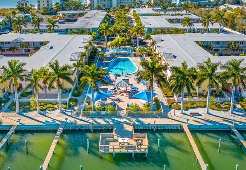 Others Fishing Dock and Heated Pool - Charming Tropical Retreat