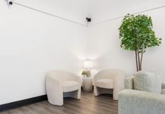 其他 3 Charming Dual Studio Suites with Rooftop Access - Cozy Urban Retreat