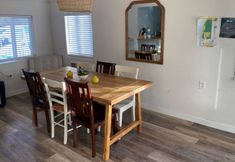 其他 6 Fire Pit and Spacious Open Concept Living - Charming Coastal Retreat