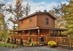 Others 2 Heated Swimming Pool and Game Room - Amazing Log Cabin Retreat