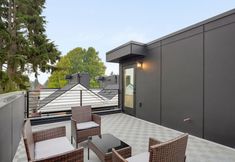 其他 5 Rooftop Patio and Free Parking Available - Spacious Stylish Retreat