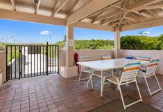 Others 4 Heated Pool and Beach Access - Stunning Coastal Retreat