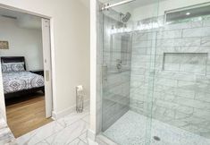 Others 7 Serene Haven - Cozy Living, Media-Ready Lounge