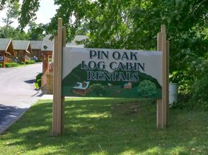 Lain-lain 4 Hot Tub and Pool Table - Charming Cabin Retreat