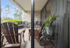 其他 4 Golf Course View with Modern Comforts and Dining Options - Serene Retreat