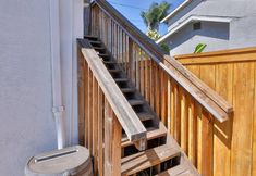 기타 5 Luxurious Amenities and Private Deck - Stylish Retreat