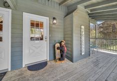 其他 5 Cozy Log Cabin with Pool Privileges and Hot Tub - Serene Retreat