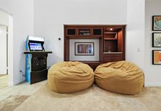 Others 7 Scenic-View Hot Tub and Game Room - Charming Family Retreat